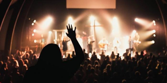 O Altar sob o Pregão: