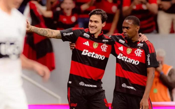 Flamengo goleia o Olimpia 