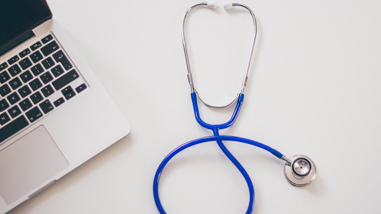 Microsoft diz que IA superou médicos em testes de diagnóstico