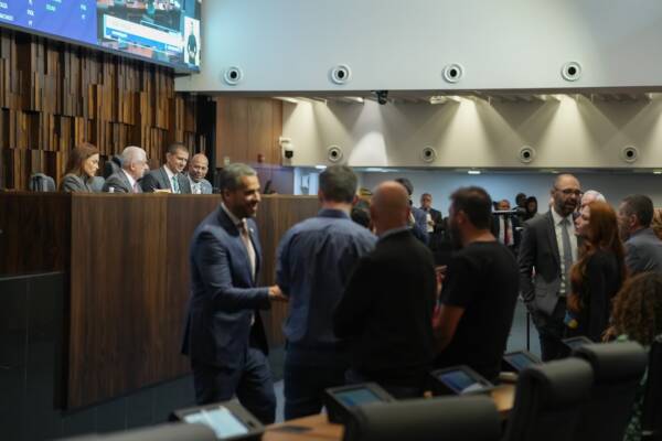 Alerj aprova renegociação de dívidas com o Estado; Tutuca destaca impacto na arrecadação