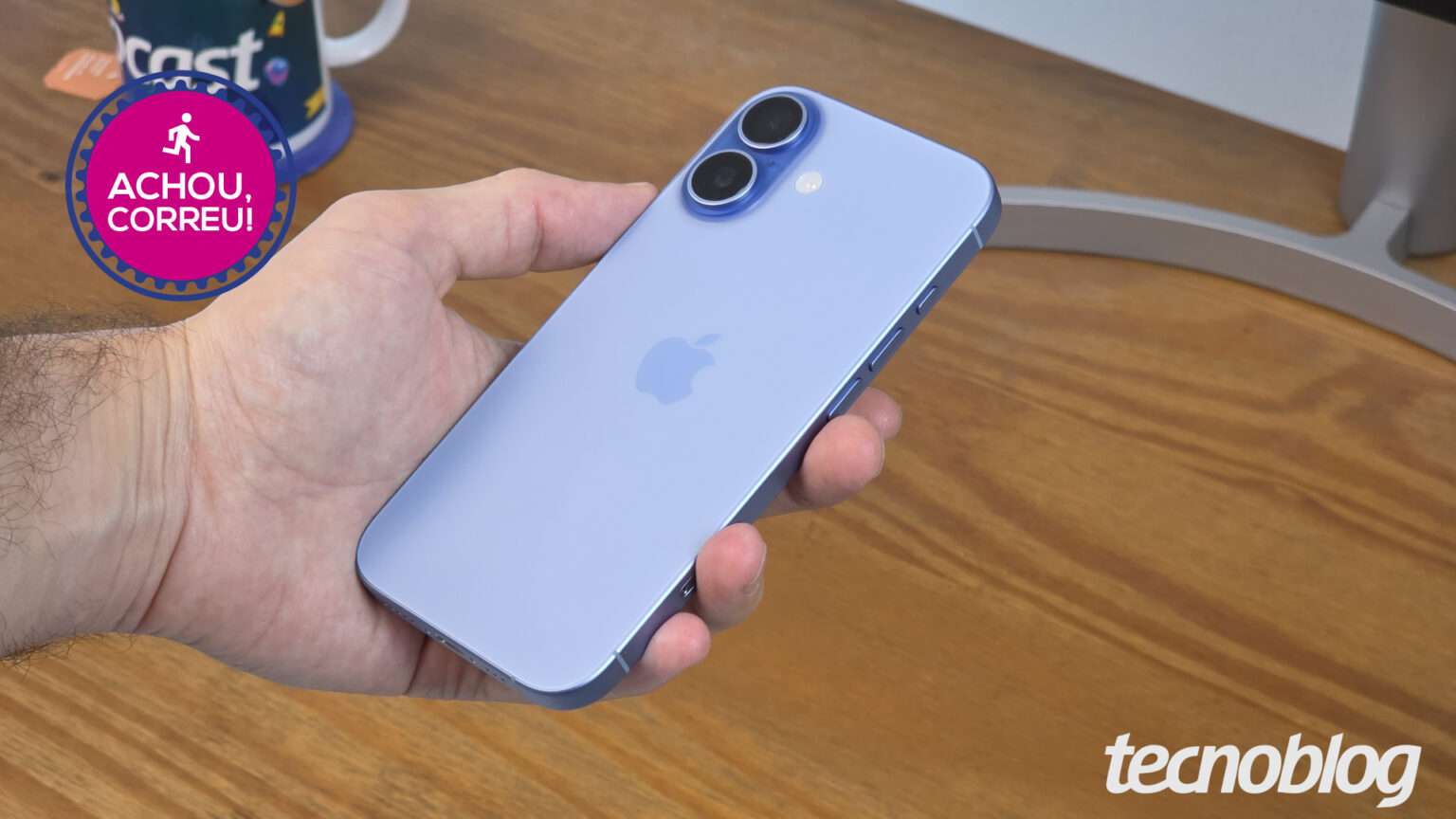 iPhone 17 (512 GB) volta a cair para menor preço histórico com 28% OFF na Amazon