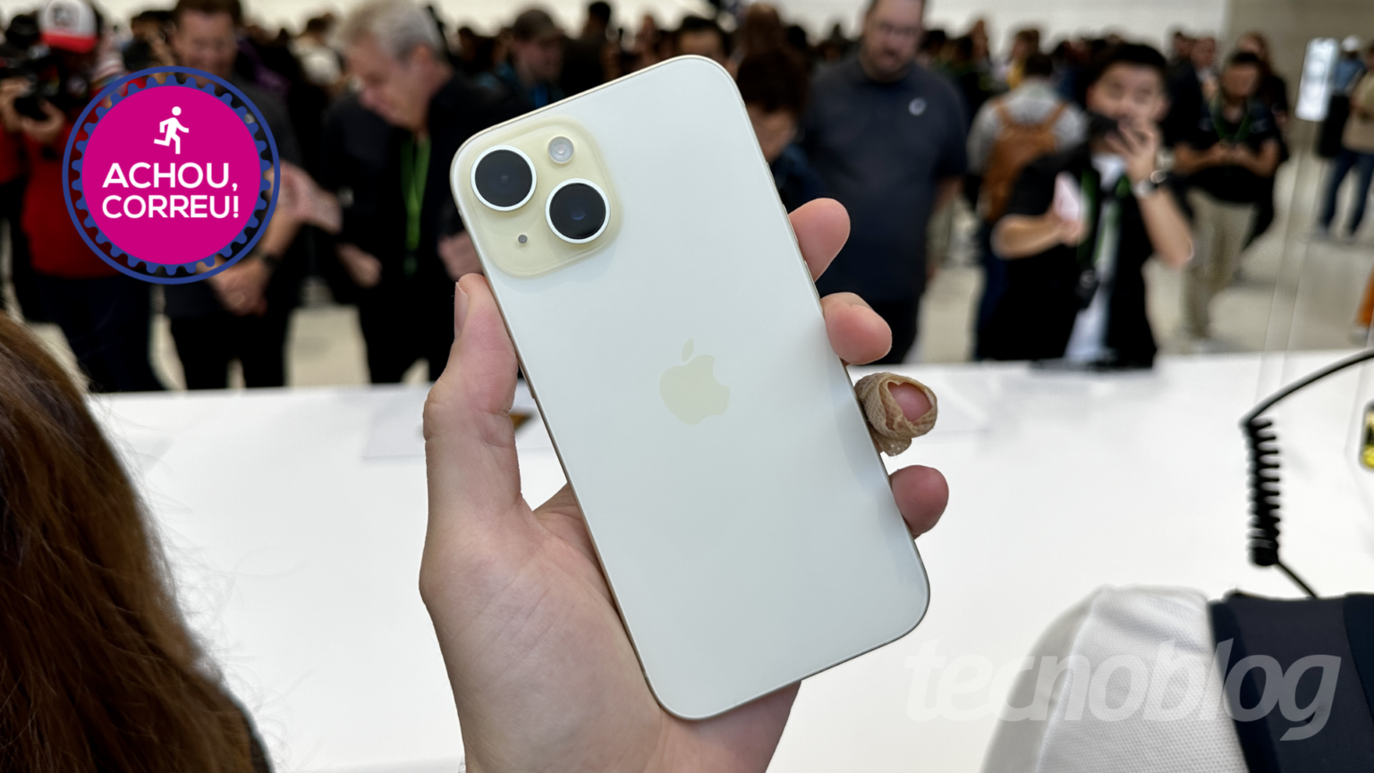 iPhone 15 (256 GB) registra melhor preço dos últimos meses com 44% OFF na Amazon