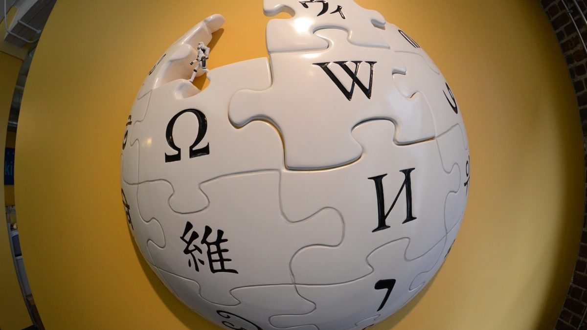Editores da Wikipédia ameaçam greve inédita após demissões na fundação