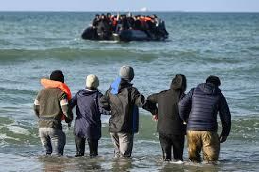 UE intensifica repressão a migrantes no Canal da Mancha 