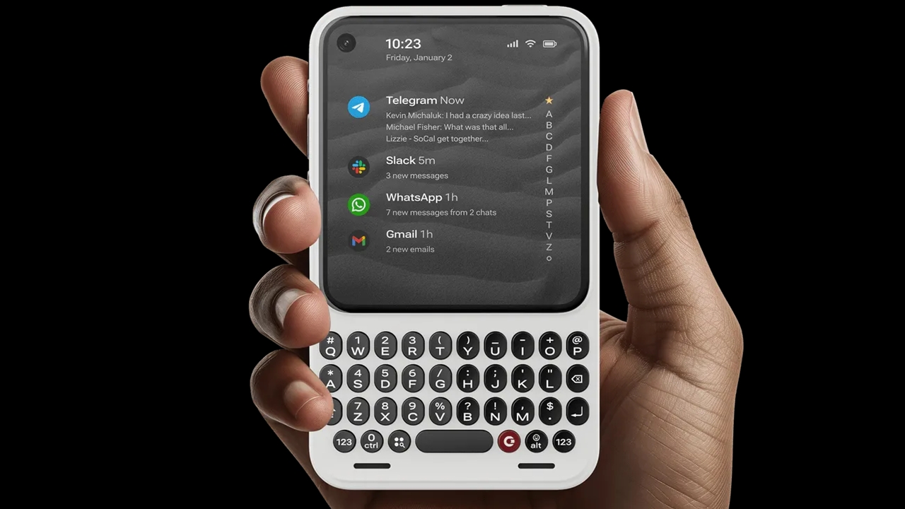 Esta é a 1ª demo do Clicks Communicator, celular Android estilo “BlackBerry”