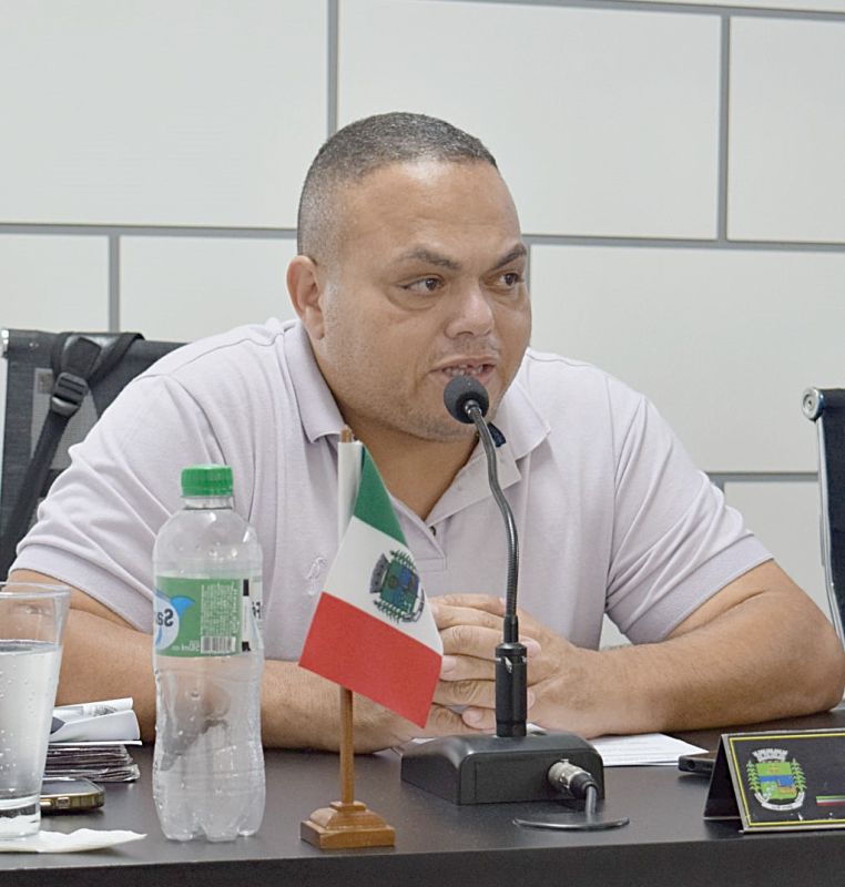 Vereador pede ampliação de recursos de acessibilidade nas escolas municipais de Porto Real