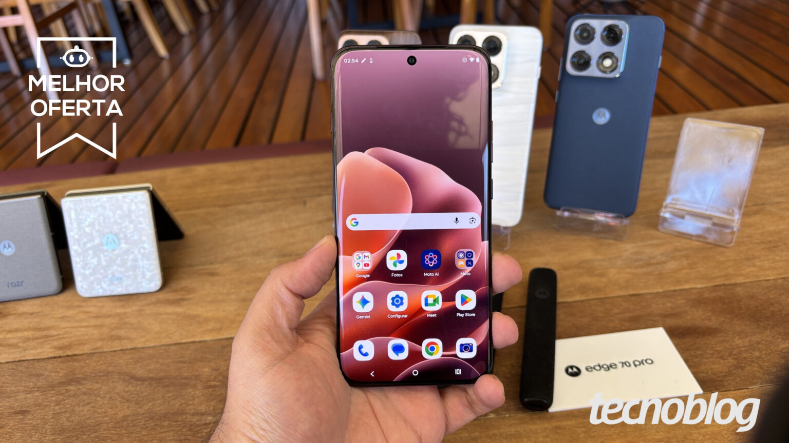 Motorola Edge 70 Pro (256 GB) com tela de 144 Hz tem cupom em promoção